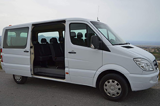 minibus-amea-white-igocrete